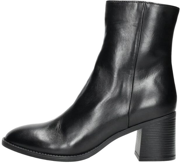 Stiefeletten mit Absatz - large