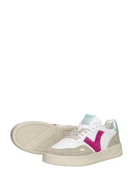 Sneaker low