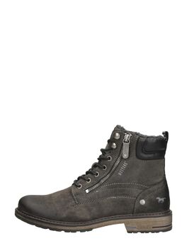Schnürstiefel