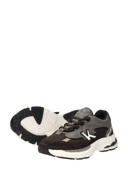 Sneakers Laag