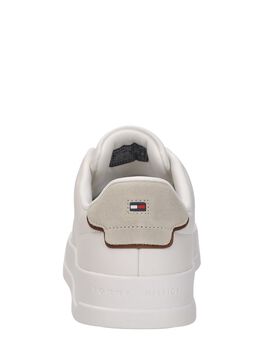 TH Court LTH Detail Ess