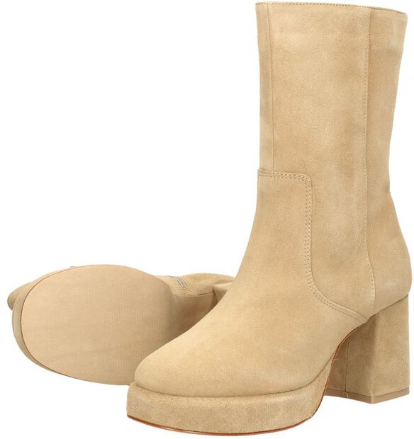 Stiefeletten mit Absatz - large