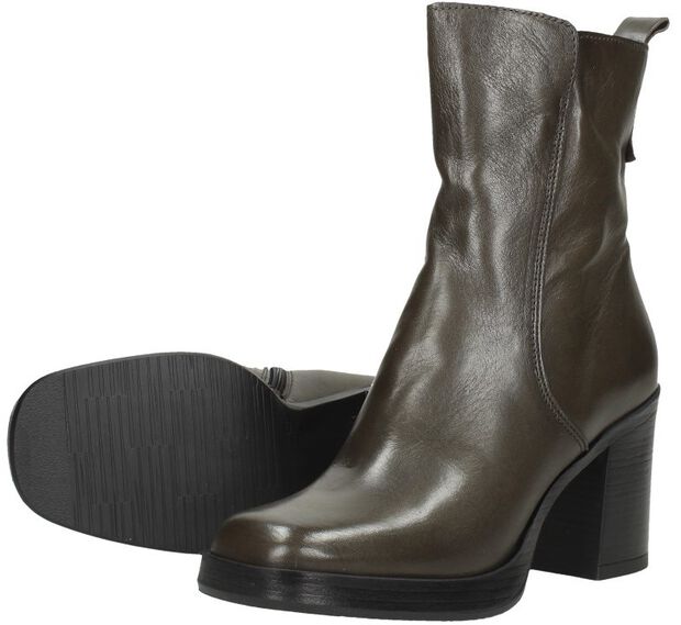 Stiefeletten mit Absatz - large