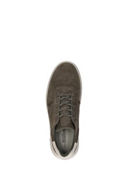 Move sneaker