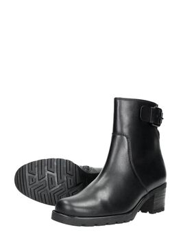 Stiefeletten mit Absatz