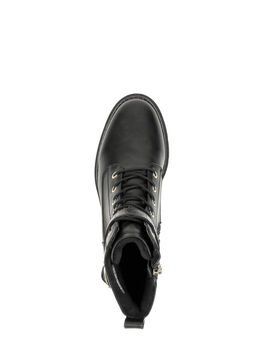 Schnürstiefel