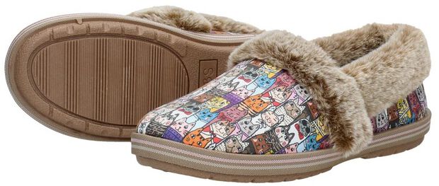 Bobs Too Cozy - Chic Cat - large