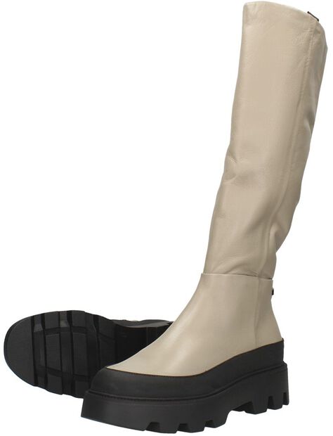 Hohe Stiefel - large