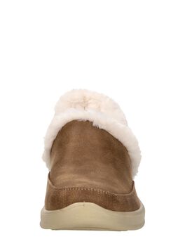 Slip-Ins: Cozy Escape