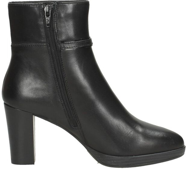 Stiefeletten mit Absatz - large