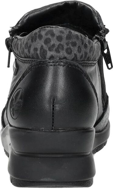 Flache Stiefeletten - large