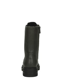 Schnürstiefel