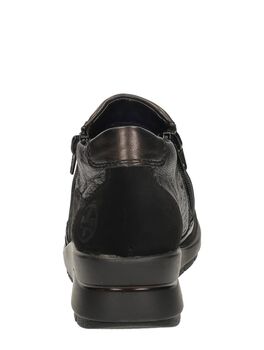 Flache Stiefeletten