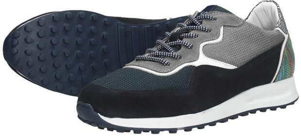 Sneaker - large