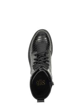 Schnürstiefel