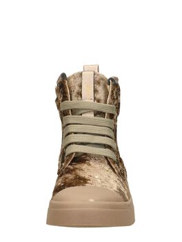 Schnürstiefel