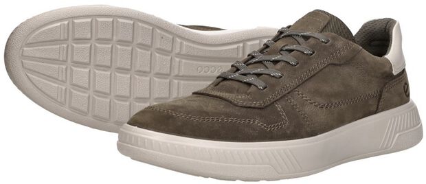 Move sneaker - large