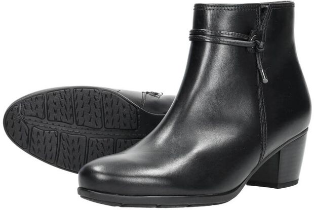 Stiefeletten mit Absatz - large