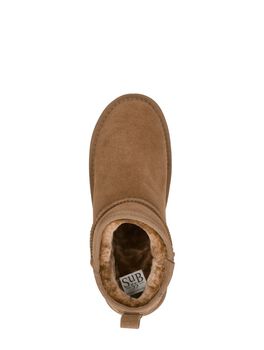 Flache Stiefeletten