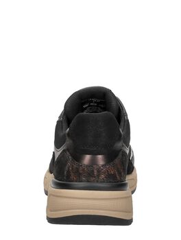 Sneakers Laag