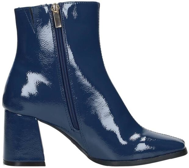 Stiefeletten mit Absatz - large