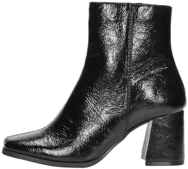 Stiefeletten mit Absatz - large