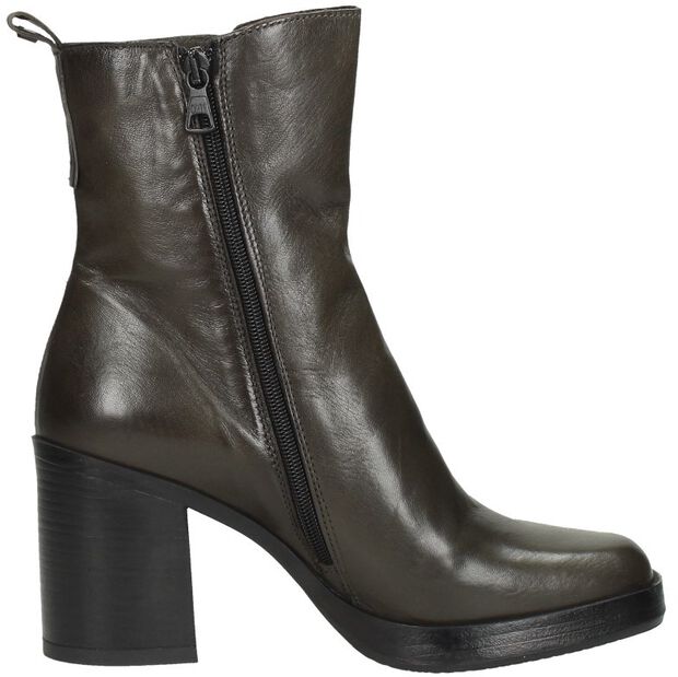 Stiefeletten mit Absatz - large