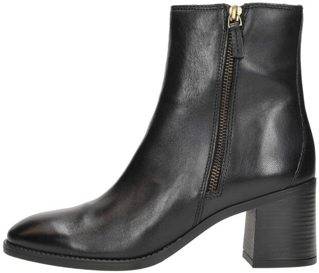 Stiefeletten mit Absatz - large