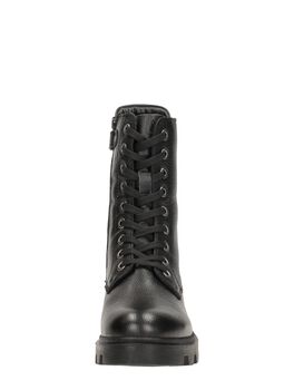 Schnürstiefel