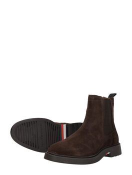 Corporate Casual Suede Chelsea