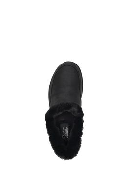 Slip-Ins: Cozy Escape