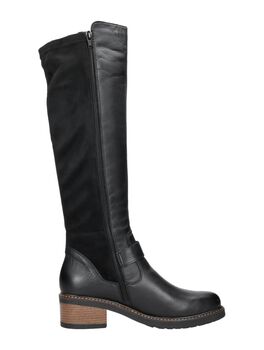 Hohe Stiefel