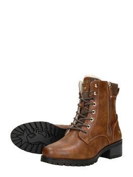 Schnürstiefel