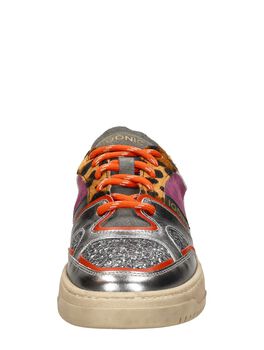 Sneaker low