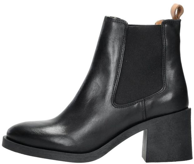 Stiefeletten mit Absatz - large