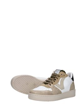 Sneaker low
