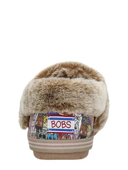 Bobs Too Cozy - Chic Cat
