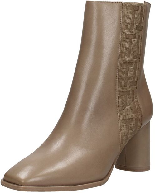 Stiefeletten mit Absatz - large