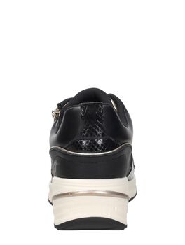 Sneakers Laag