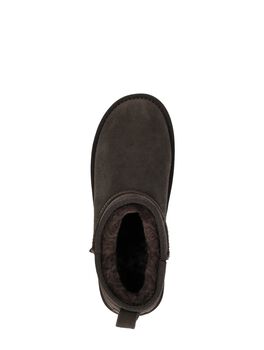 Flache Stiefeletten