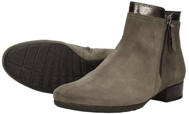 Stiefeletten mit Absatz - large