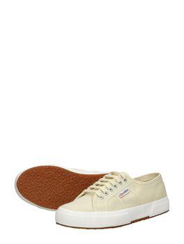 2750 Cotu Classic
