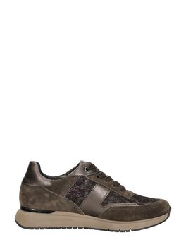 Sneakers Laag