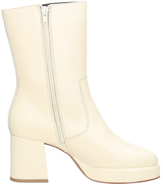 Stiefeletten mit Absatz - large