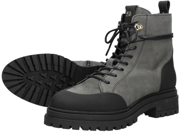 Schnürstiefel - large
