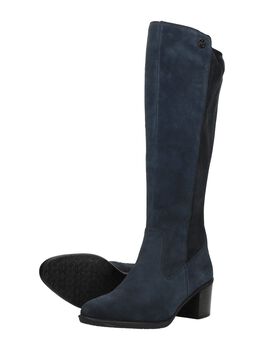 Hohe Stiefel