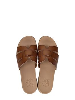 Bobs Desert Kiss Low - Peak Look