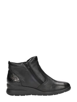 Flache Stiefeletten