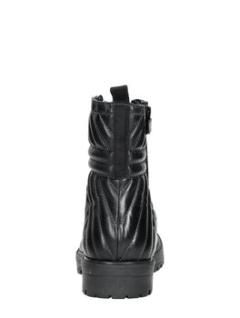 Schn&uuml;rstiefel