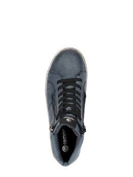 Schnürstiefel